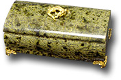 Шкатулка из змеевика (Баж) 125х70х65 мм